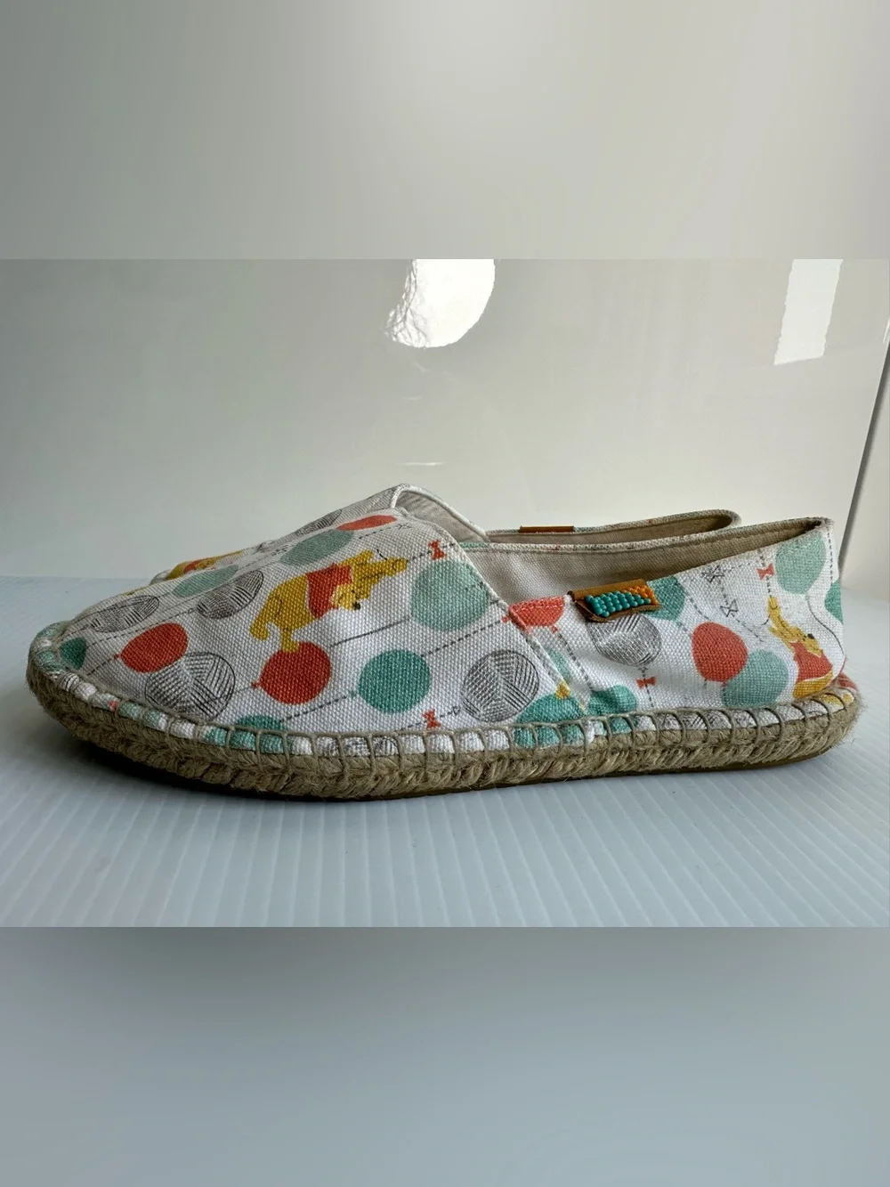 Disney X Ubuntu Espadrilles Winnie The Pooh Size 8.5